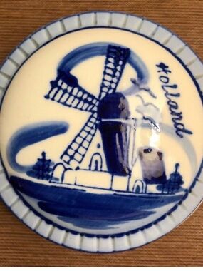 Blue/White Windmill Vtg  Authentic Hand painted bowl with lid, made in Holland